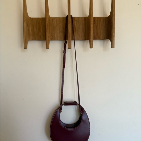 Staud Moon Bag in Raspberry - Picture 2 of 5